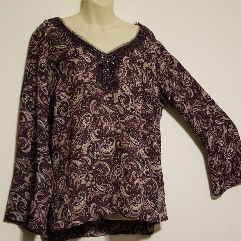 💋 Metro 7 Women's Blouse.                     T1